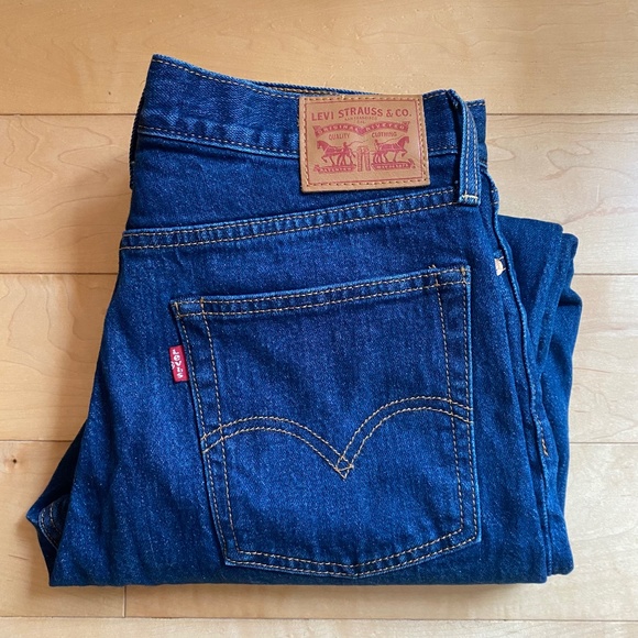 Levi’s Wedgie Jeans sz 28 - Picture 1 of 3